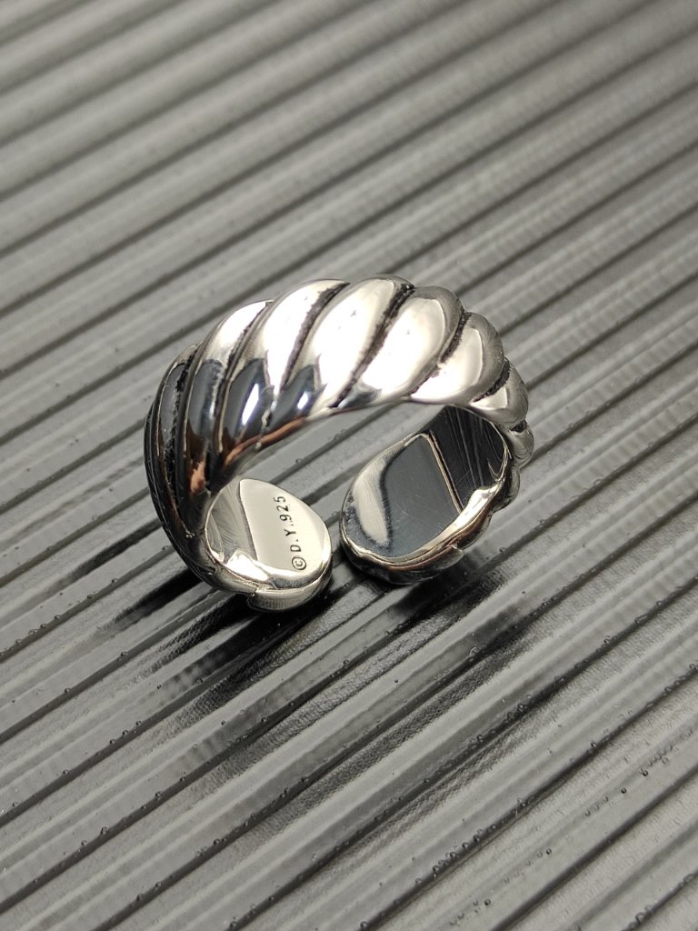 David Yurman 10mm Silver Diamond-Set Spiral Ring